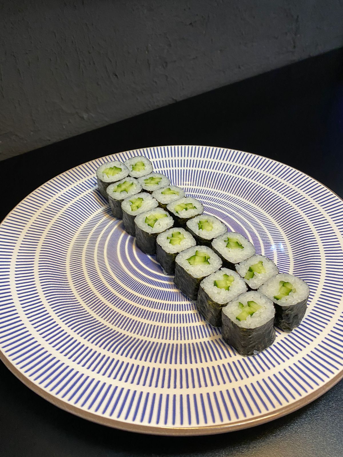 HOSSOMAKI PEPINO 8 UNIDADES